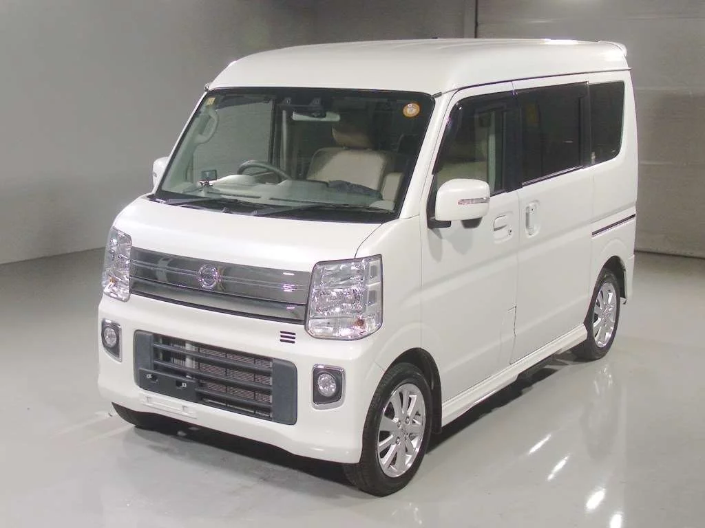Nissan NV100 Clipper Rio DR17W 2023